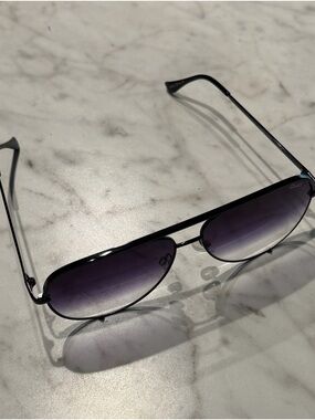 Quay Australia High Key Aviator sunglasses